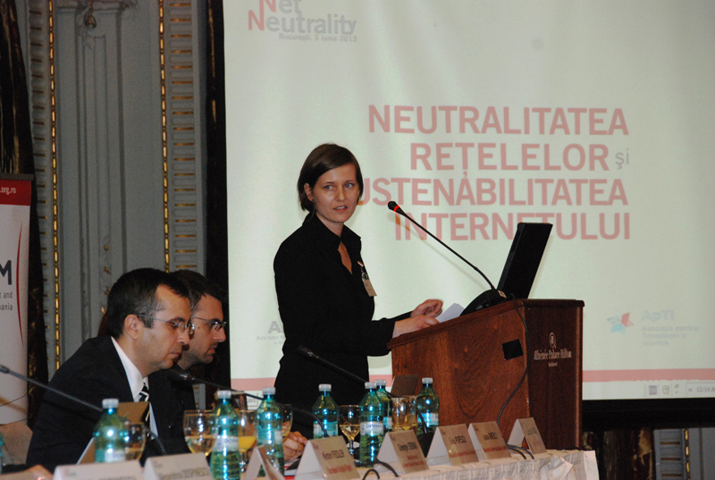 5 iunie 2012, Neutralitatea reţelelor şi sustenabilitatea internetului