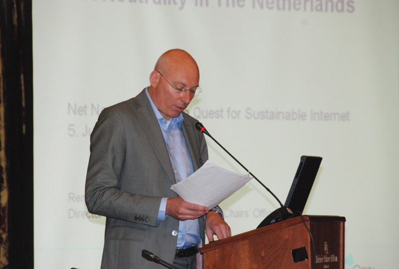 5 iunie 2012, Neutralitatea reţelelor şi sustenabilitatea internetului