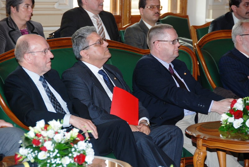 Ceremonia de semnare a textului revizuit al „Aranjamentului regional cu privire la serviciul de radiocomunicații pe căile de navigație interioară”